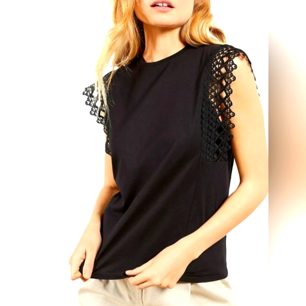 BLACK RAVEL SHIRT SIZE M
